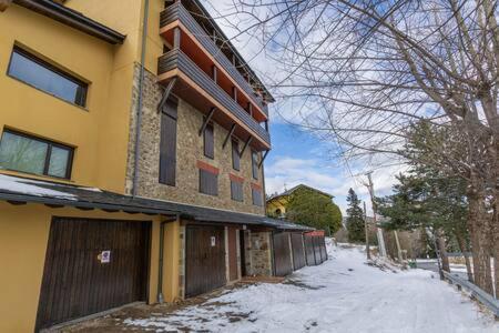 Apartament El Cabirol ลา มอลินา ภายนอก รูปภาพ